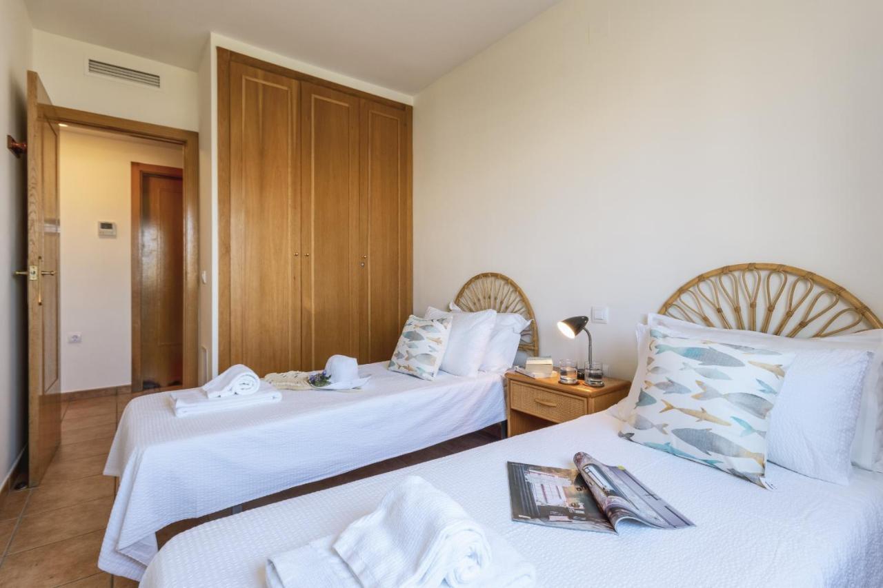 Blue Marlin Apartman Balcon del Mar Kültér fotó